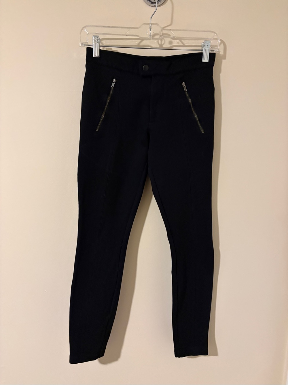 J Crew Women’s Black Skinny Zip-Pocket Pants.